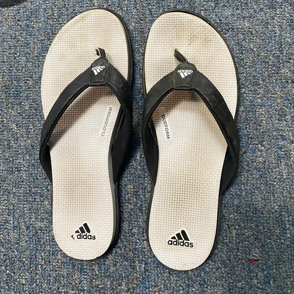 cloudfoam flip flops